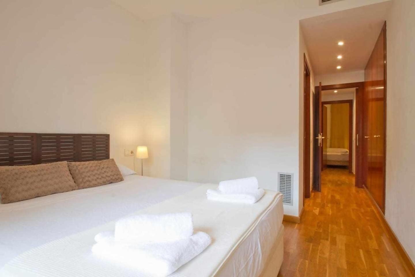 Comfortable 4 Rooms 2Bath W Balcony برشلونة المظهر الخارجي الصورة