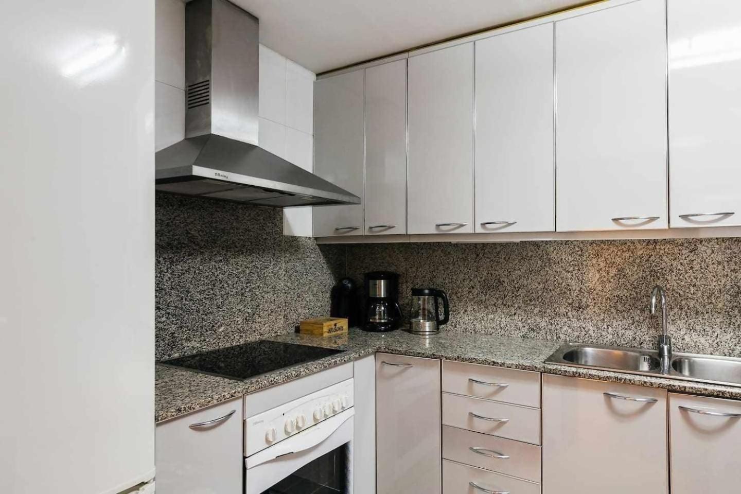 Comfortable 4 Rooms 2Bath W Balcony برشلونة المظهر الخارجي الصورة