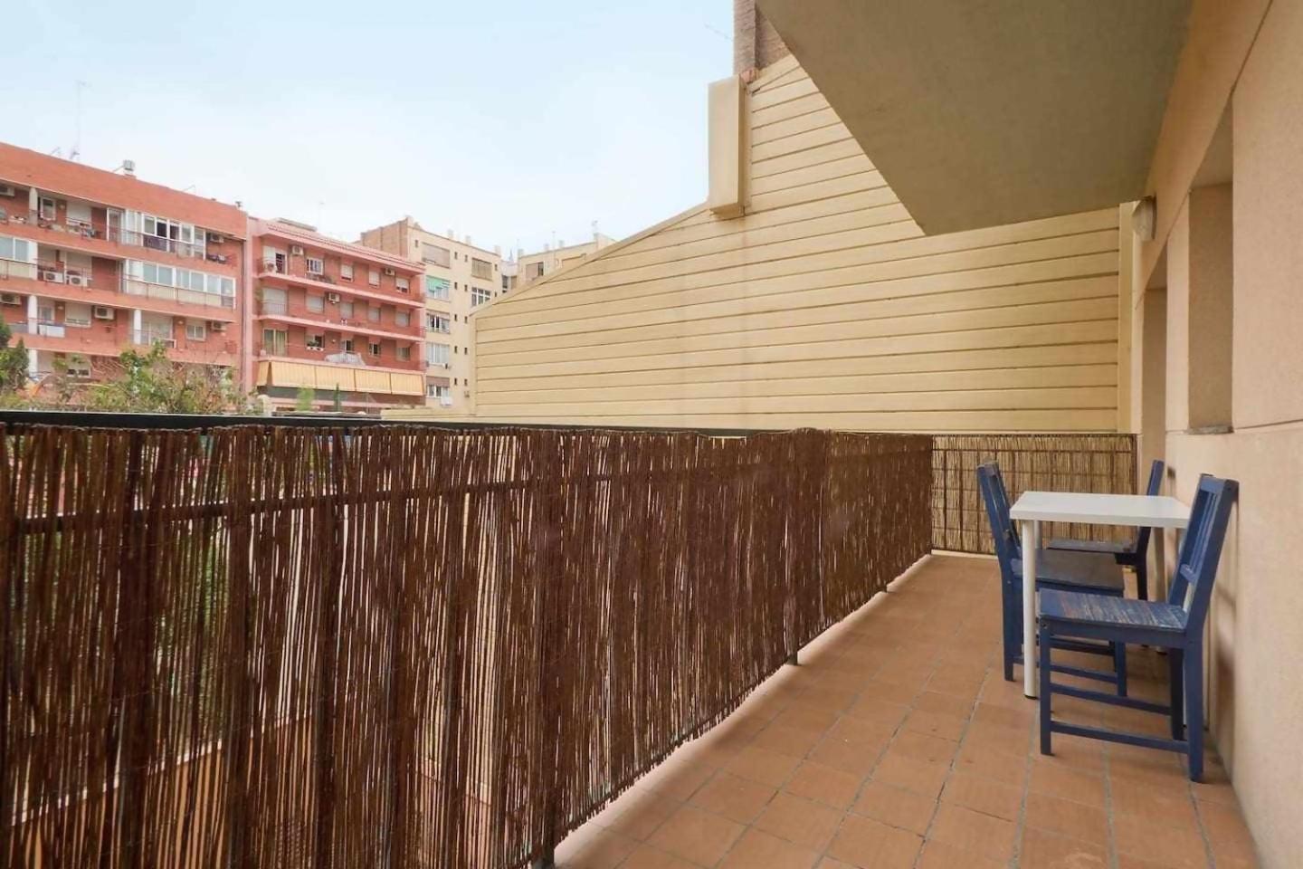 Comfortable 4 Rooms 2Bath W Balcony برشلونة المظهر الخارجي الصورة